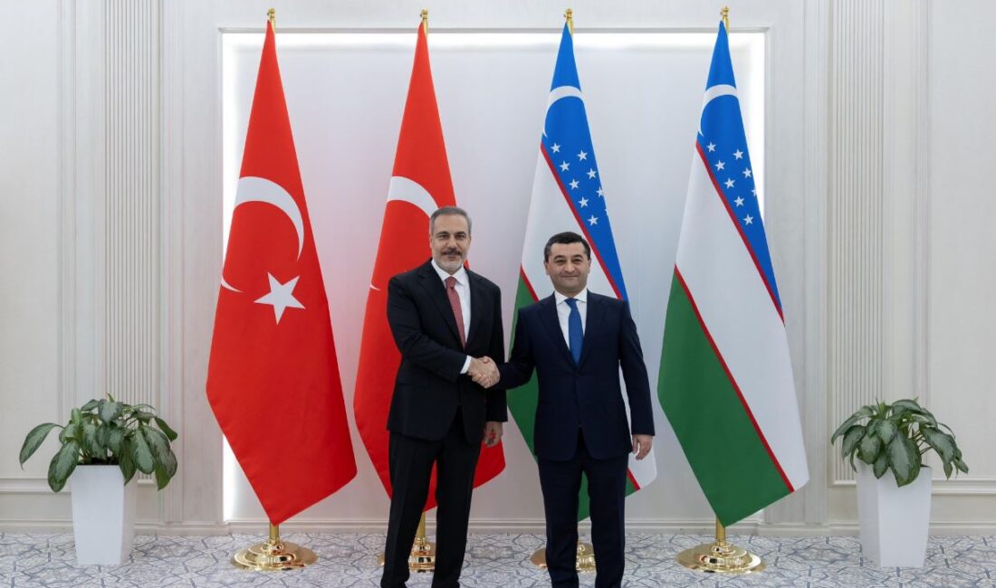 ÖZBEKİSTAN, – DIŞİŞLERİ Bakanı Hakan Fidan, resmi temaslarda bulunmak üzere