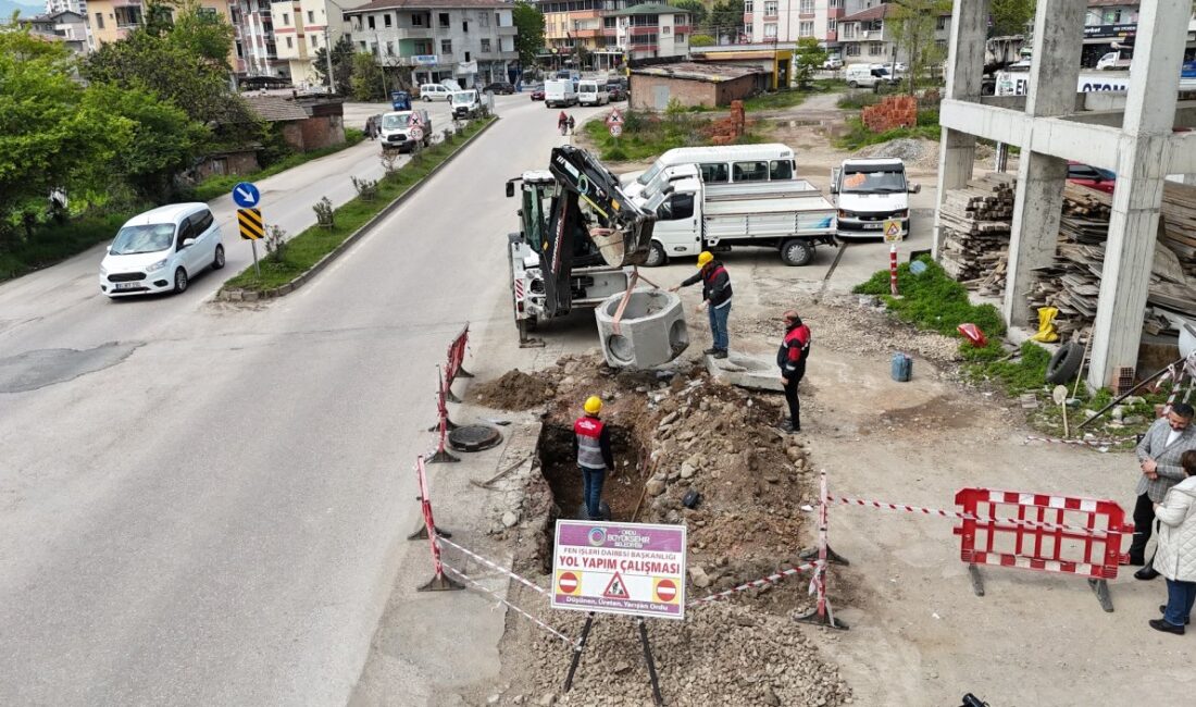 Fatsa ilçesinde alt yapı yatırımlarını sürdürerek vatandaşların sorunlarına kalıcı çözümler